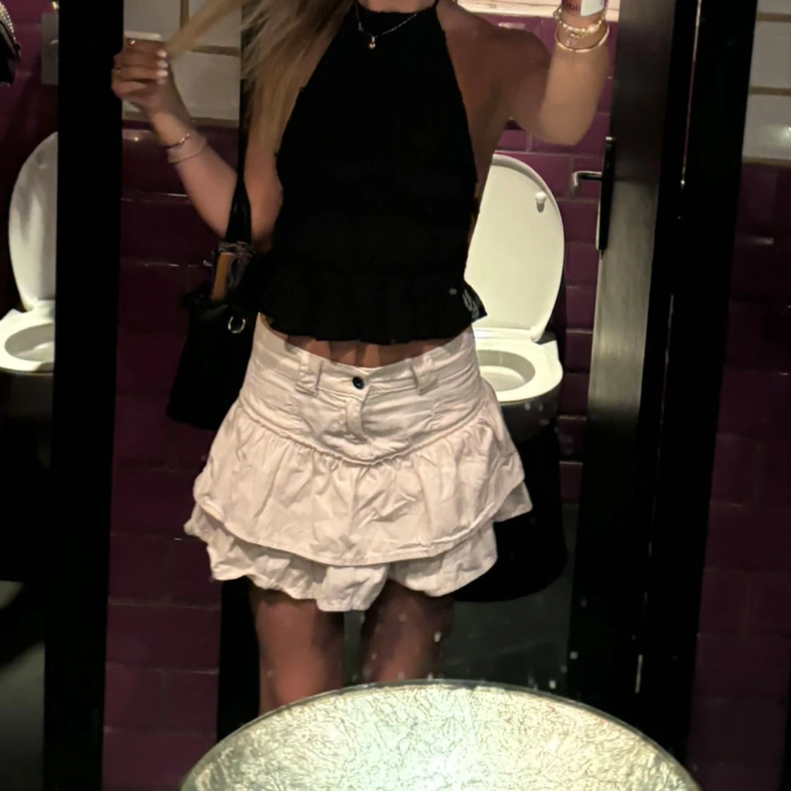 Beige volangkjol från Bershka - 3