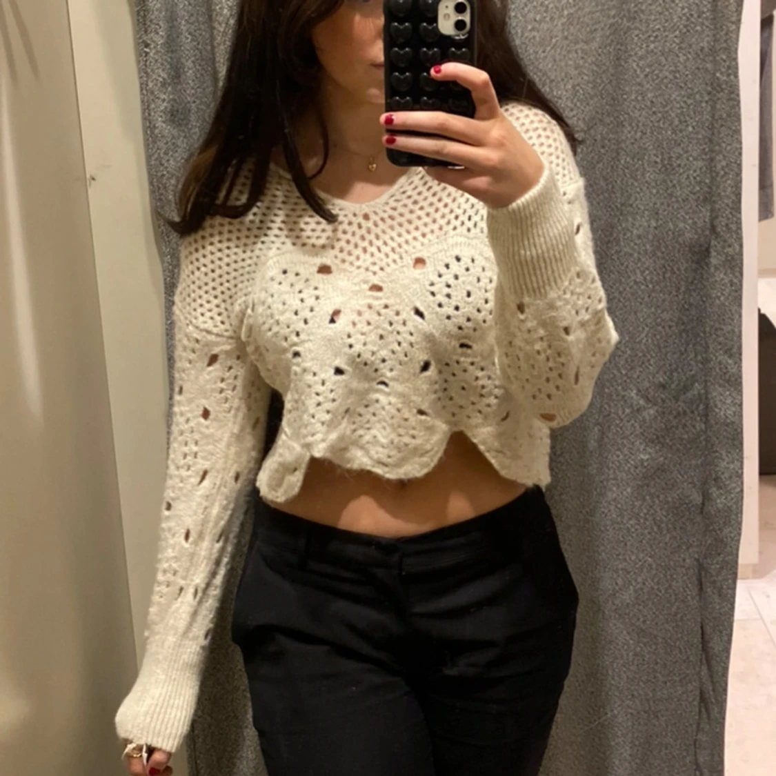 Vit croppad stickad tröja från Mango