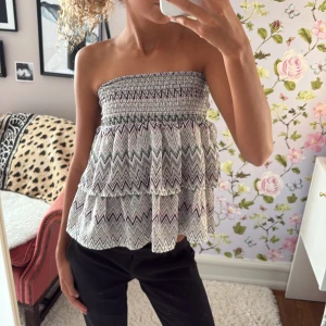 Jätte fin topp eller kjol - Super söt kortkjol som går att andvända som en fin topp eller som en kort kjol. Inga defekter. Hör av er vid frågor!💞💖