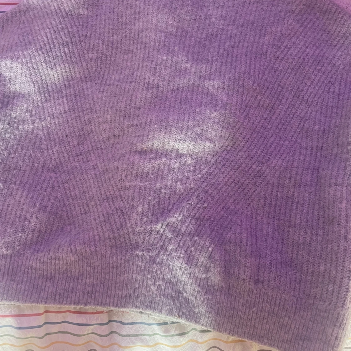 Ljuslila stickad tröja - 1