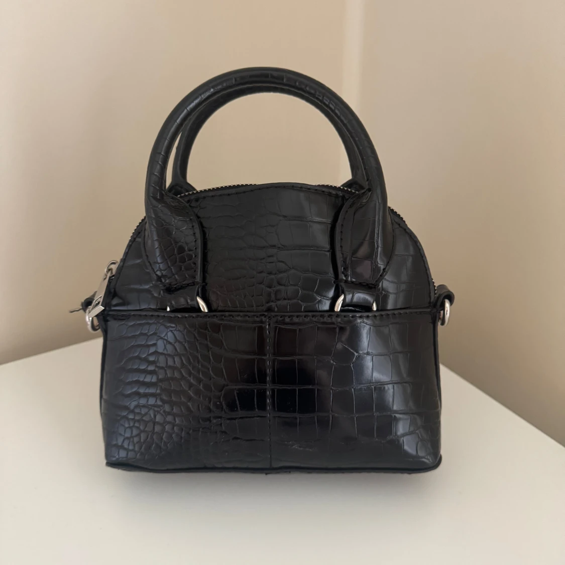 Svart väska Zara  - 2