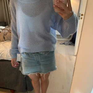 stickad tröja - säljer min fina stickade tröja då jag ej använder den längre. pris kan diskuteras 💗