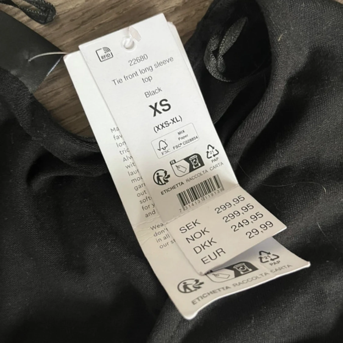 Svart långärmad knytblus XS - 3