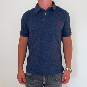 Ralph Lauren piké slim fit  - Ralph Lauren | Mycket bra skick | Size - L | Nypris 1600 mitt pris 499 | Hör av dig vid minsta fråga eller fundering📩