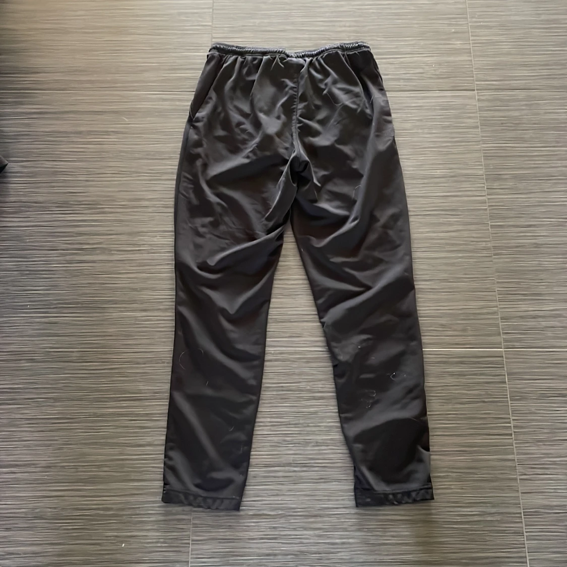 Svarta träningsbyxor från Puma - 1