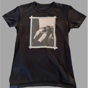 Dolce Gabanna T-shirt  - - Skick 7/10   - Storlek: M