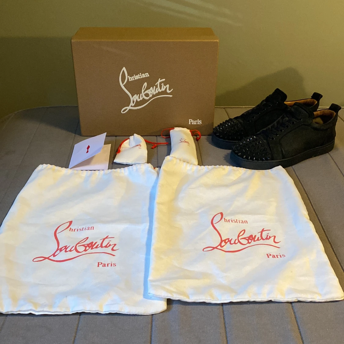 Svarta sneakers från Christian Louboutin - 2