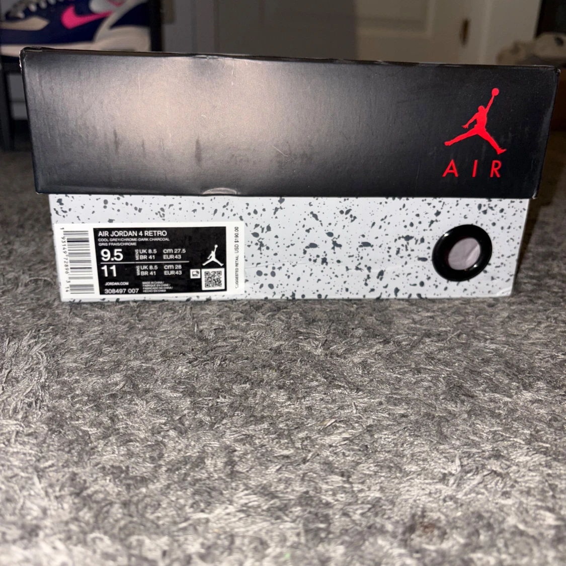 Cool grey Jordan 4 - 2