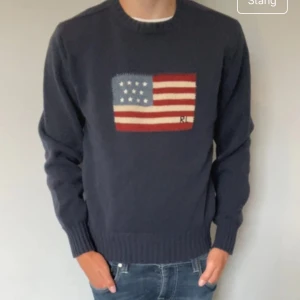 Ralph Lauren - .Ralph Lauren Size M Bra skick  Lite hål på armen se bilderna, går att sy ihop enkelt