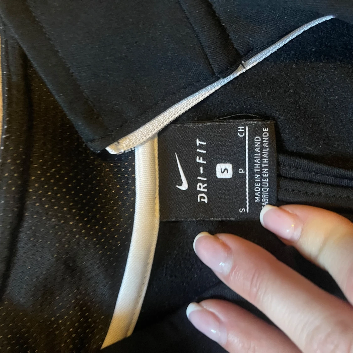 Svart Nike Dri-Fit half zip tröja - 1