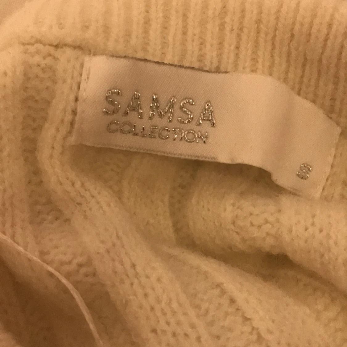 Beige ribbstickad tröja Samsa Collection - 1