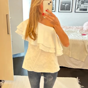 Volang topp - Jättefin topp från Daisy Grace, storlek S❤️kontakta innan köp!
