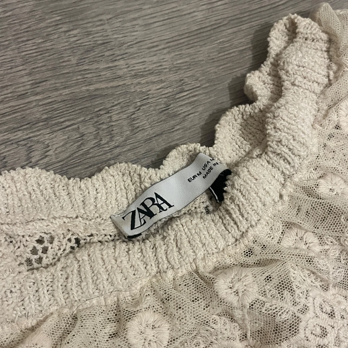 Vit stickad volangtröja från Zara - 3