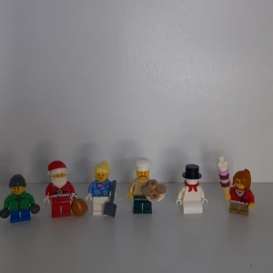 Legofigur bundel från legocity julkalender - Från en legocity kalender.