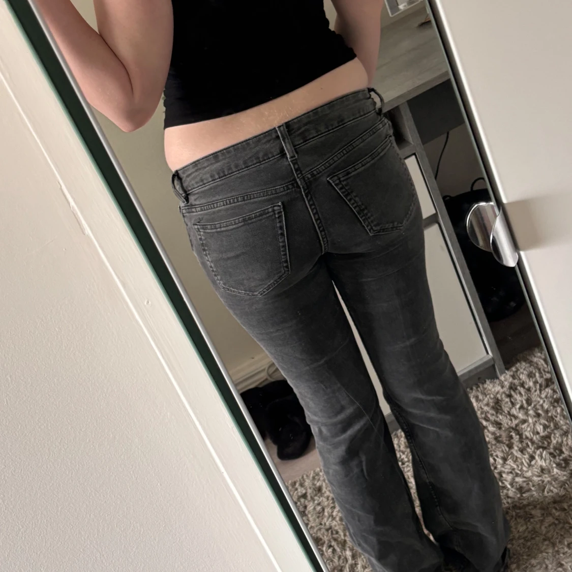 Mörkgrå bootcut jeans - 1