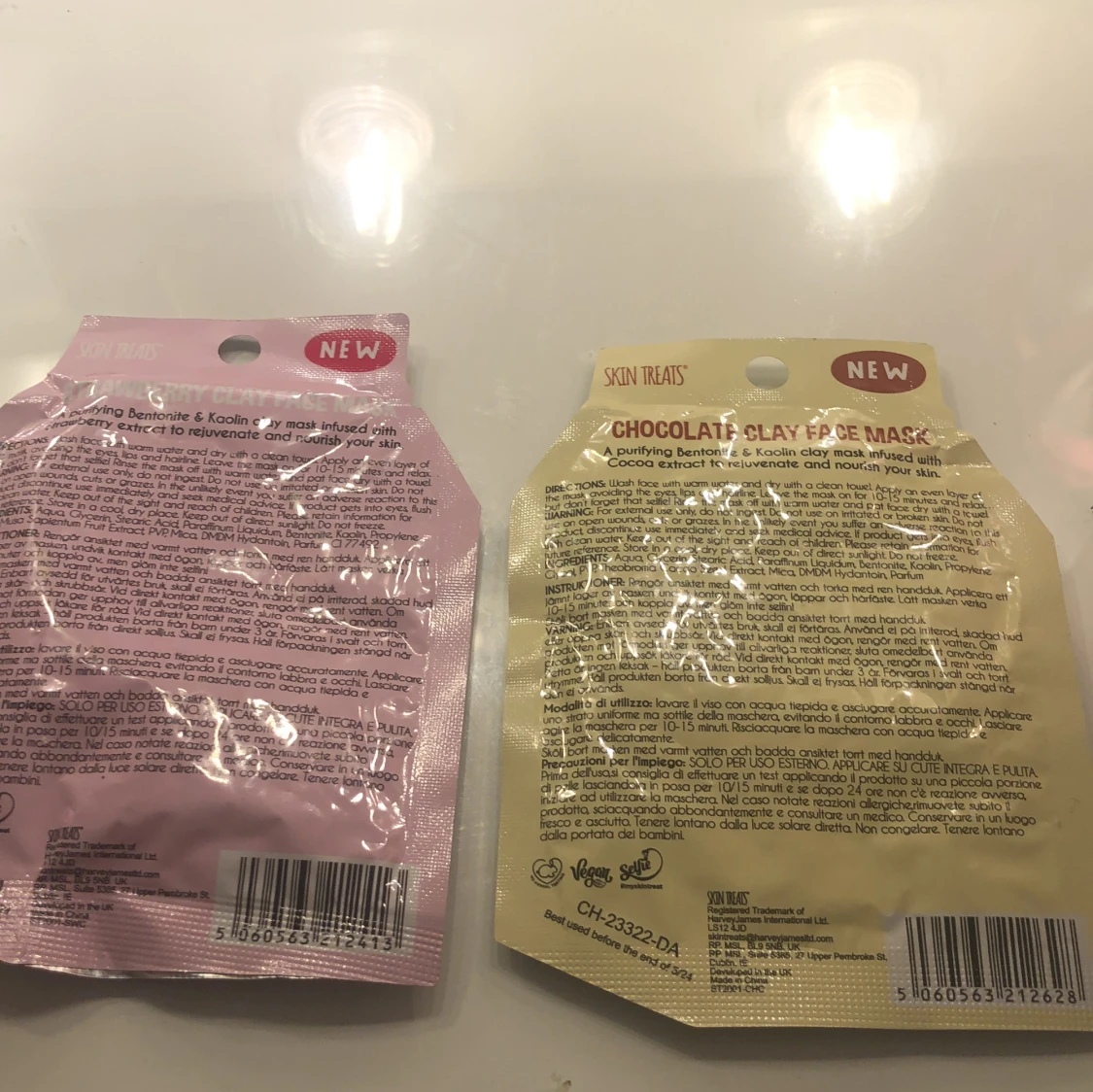 Cranberry & Chocolate Face Masks - 1