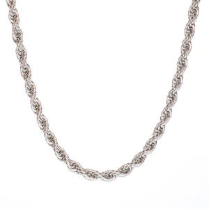 Cordell Halsband - 2-6mm Silver - Information:  Material: 316L kirurgiskt rostfritt stål  Design: Klassiskt Cordell halsband Lås: Säker och elegant låsmekanism Det finns i allt från 2-6mm, hör av dig till oss så bestämmer vi privat vilket du väljer Våra Cordell-halsband är tillverkade av högkvalitativt 316L kirurgiskt rostfritt stål, vilket ger en enastående hållbarhet och motståndskraft mot svett, dusch och bad. Designat för att vara allergisäkert, orsakar inga gröna märken på huden, vilket gör det idealiskt för dagligt bruk. 