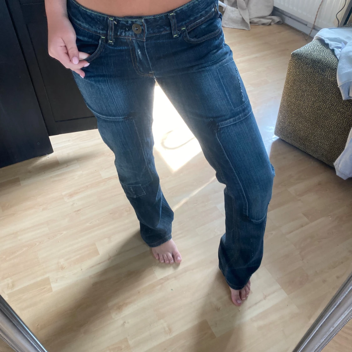 Mörkblå lågmidjade jeans från dcate - 3
