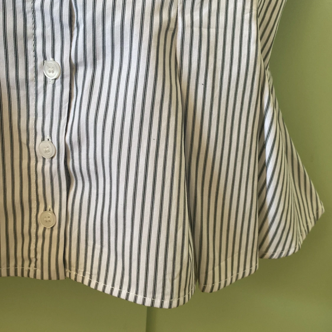 linnetopp med knappar - 2