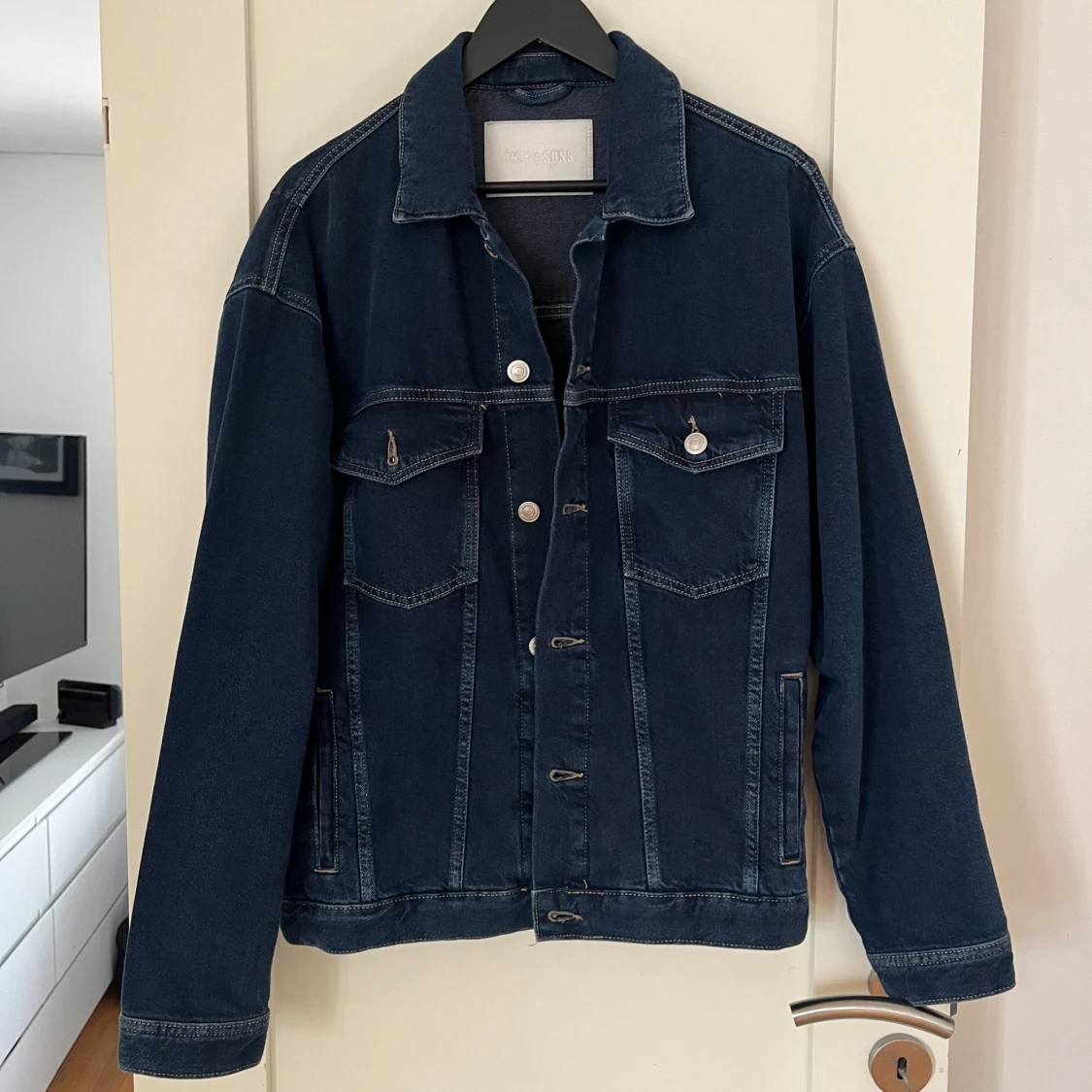 Mörkblå jeansjacka från Only & Sons - 1