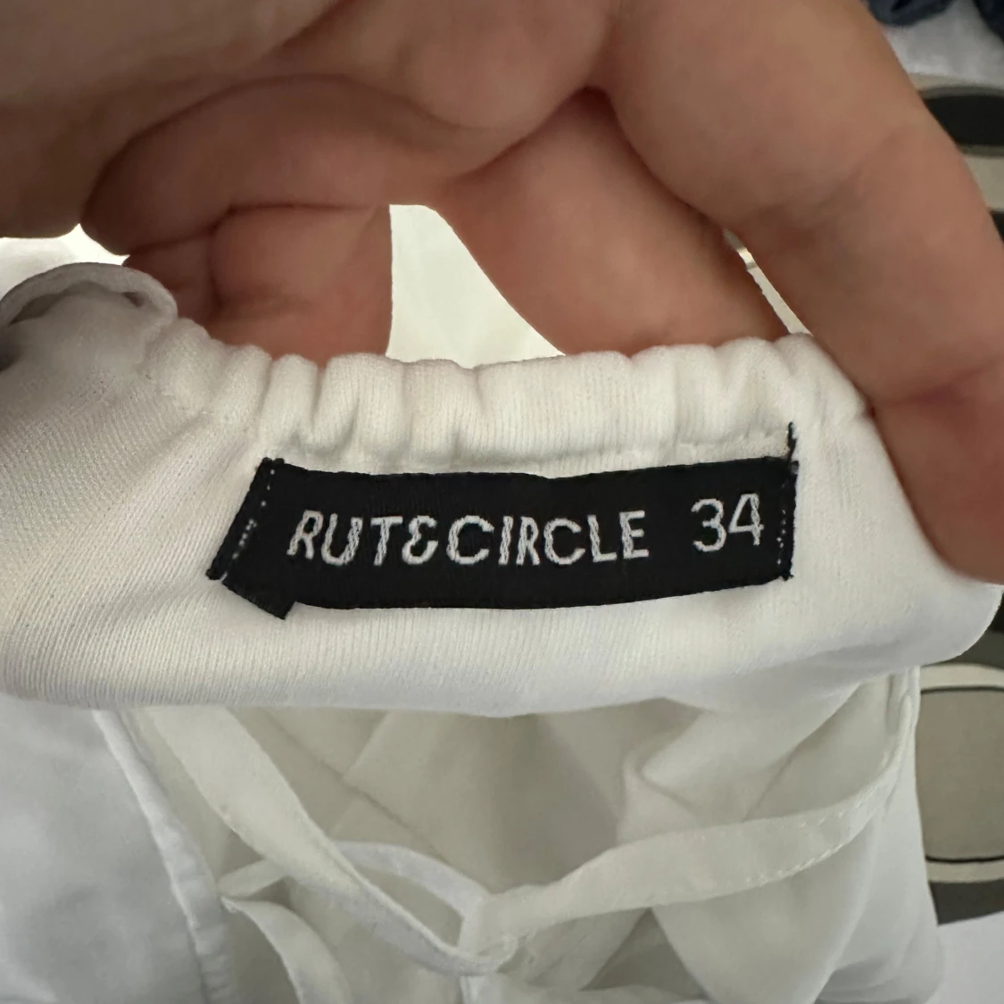 Vit kort klänning Rut&Circle - 3