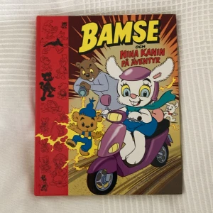 Bamse och Nina Kanin på äventyr - Följ med Bamse och Nina Kanin på ett spännande äventyr! Mystiska försvinnanden, en hemlighetsfull professor och massor av action väntar. Perfekt för dig som gillar tecknade serier och fartfyllda berättelser.