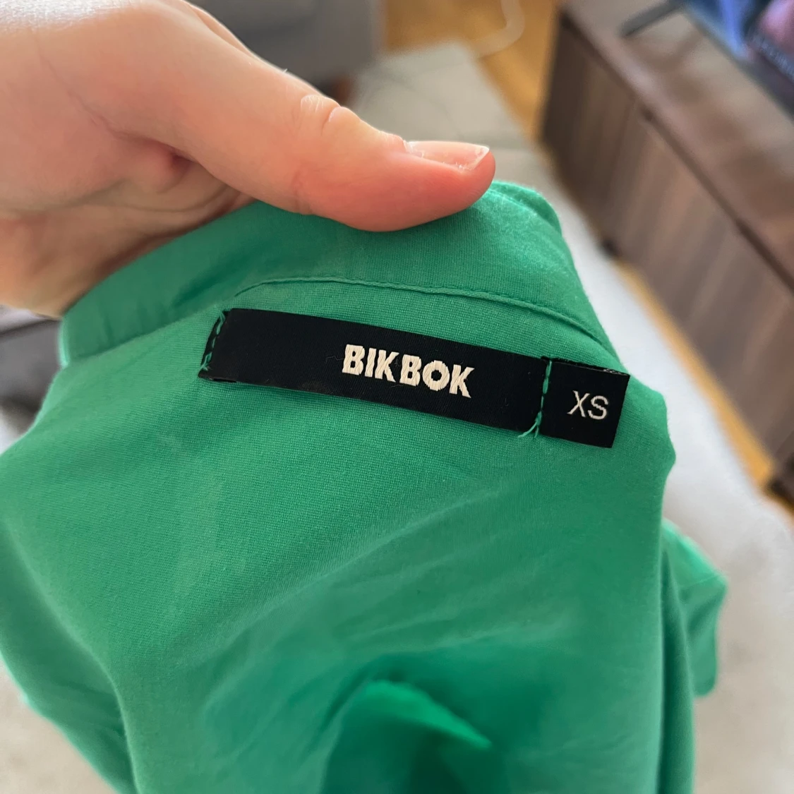 Grön oversized skjorta från Bik Bok - 2