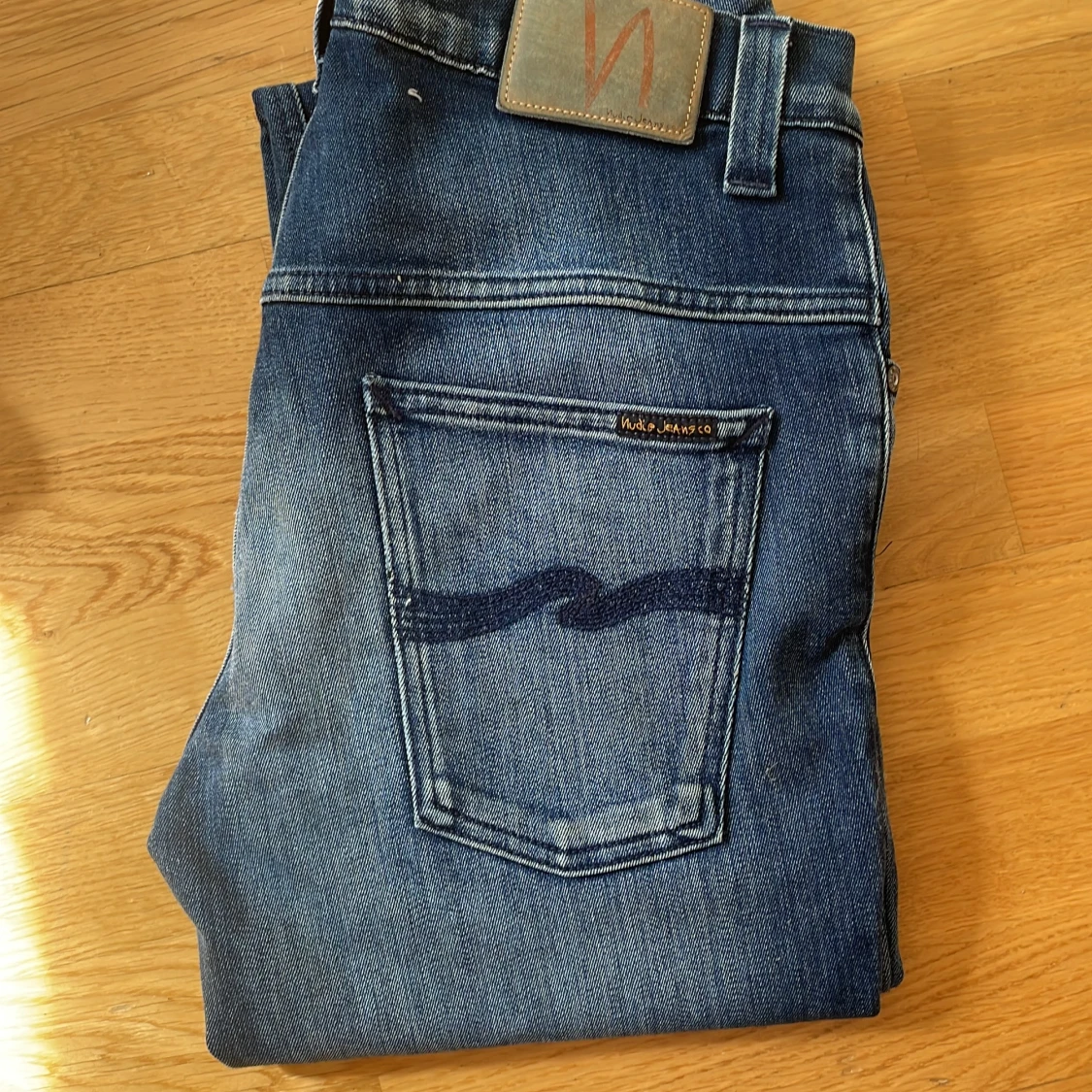 Blå jeans från Nudie Jeans