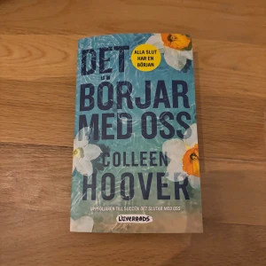 Det börjar med oss - En gripande och känslosam berättelse om Lily och Atlas, där kärlek, hopp och nya chanser står i centrum. Perfekt för dig som älskar romantik och vill följa med på en resa fylld av hjärta, dramatik och starka känslor. Uppföljaren till succén Det slutar med oss. HELT NY
