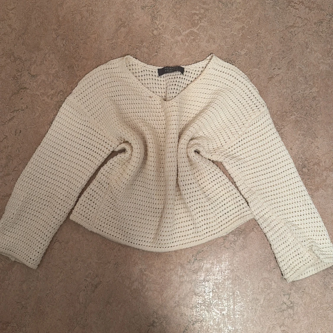 Beige stickad tröja från Primark