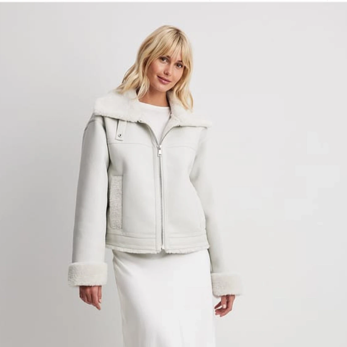 Vit jacka från NA-KD