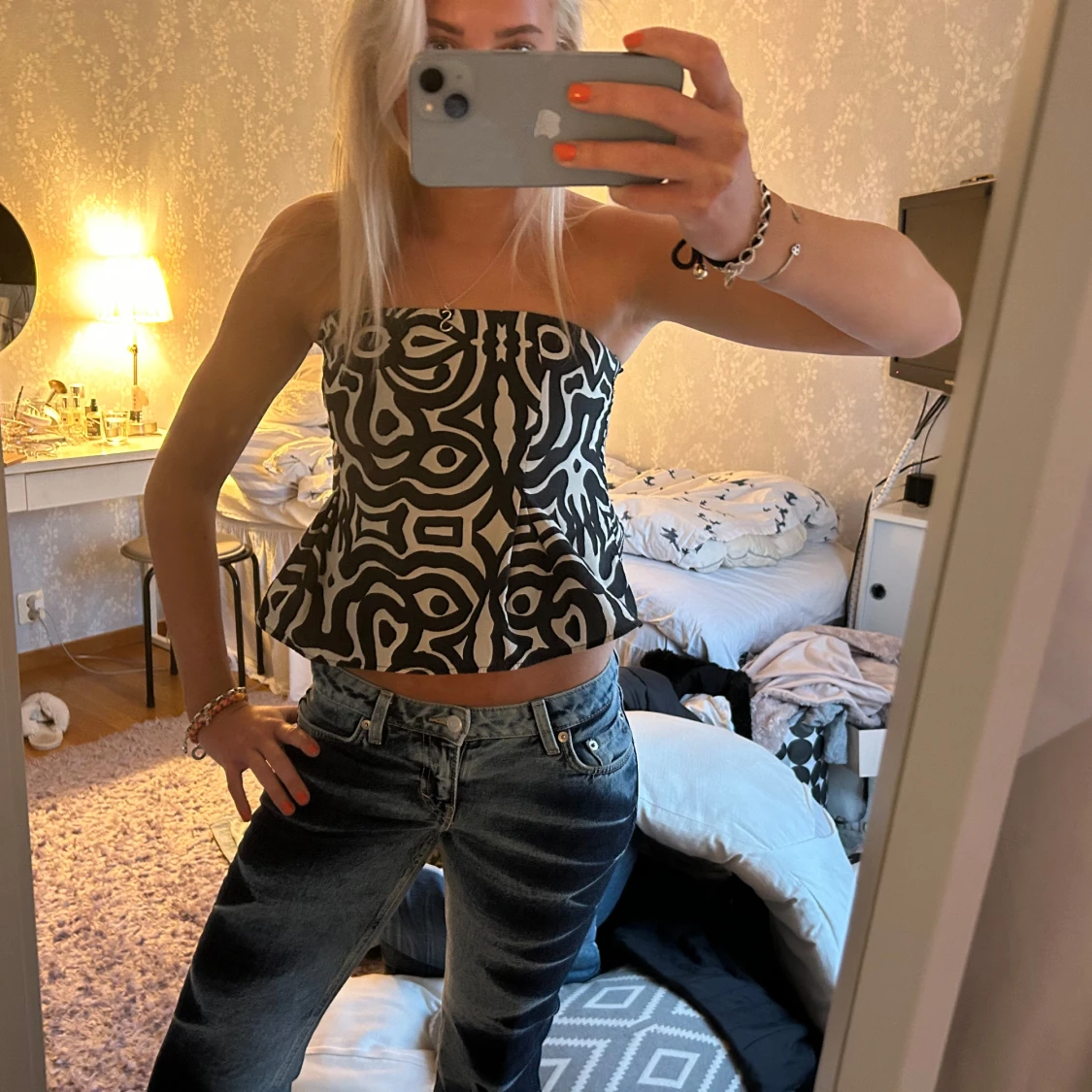 Svartvit mönstrad tubtopp