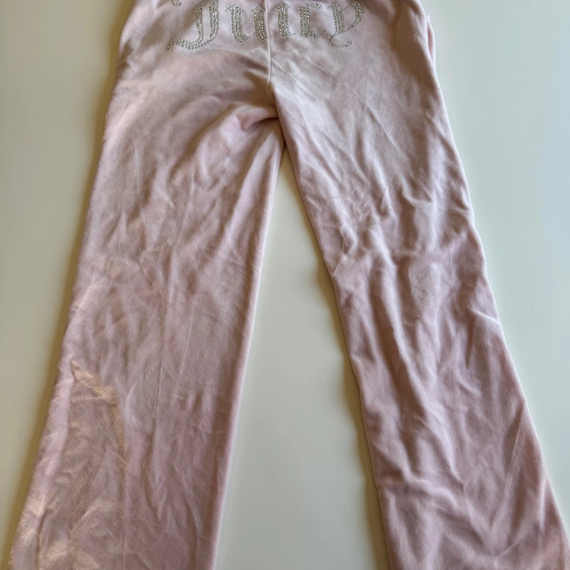 Rosa mjukisbyxor från Juicy Couture - 1