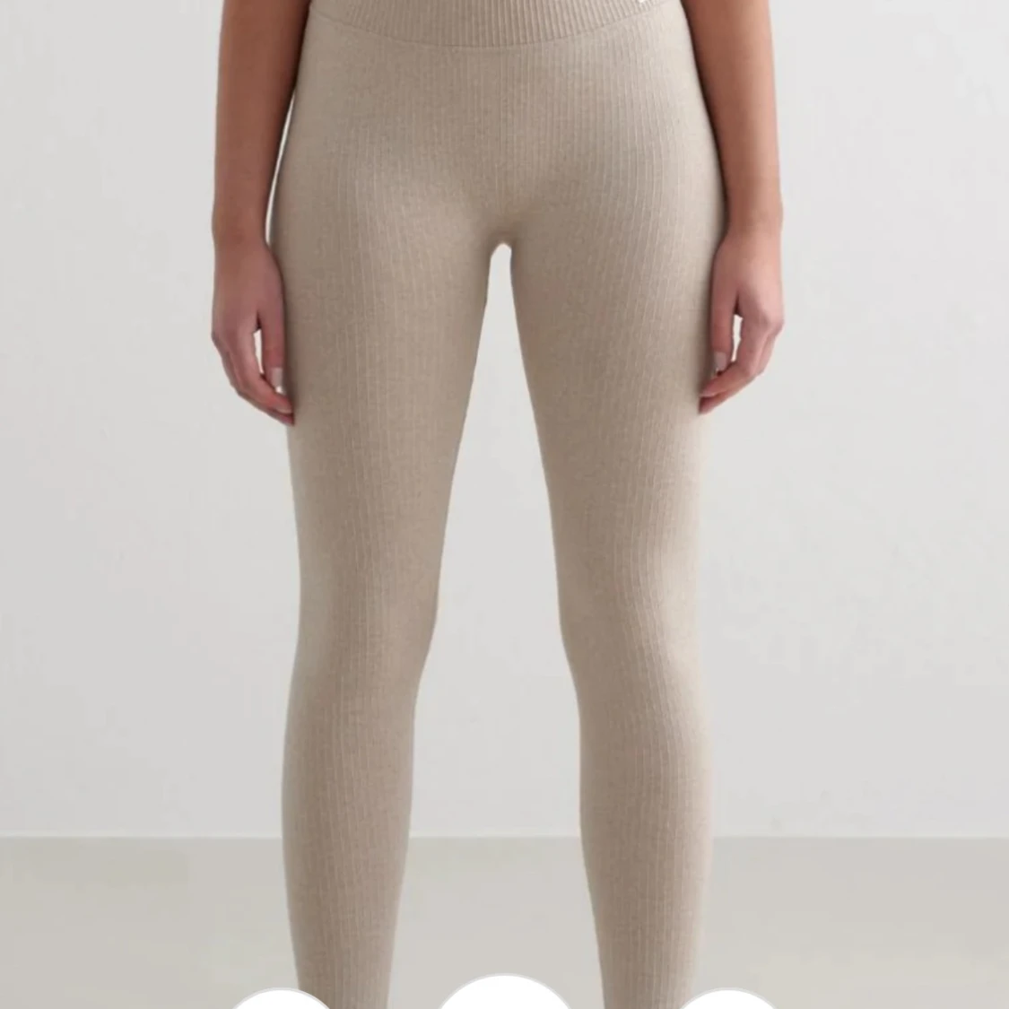Beige ribbade leggings