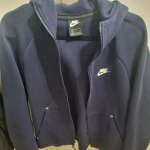 Nike tech hoodie  - Herrstorlek 