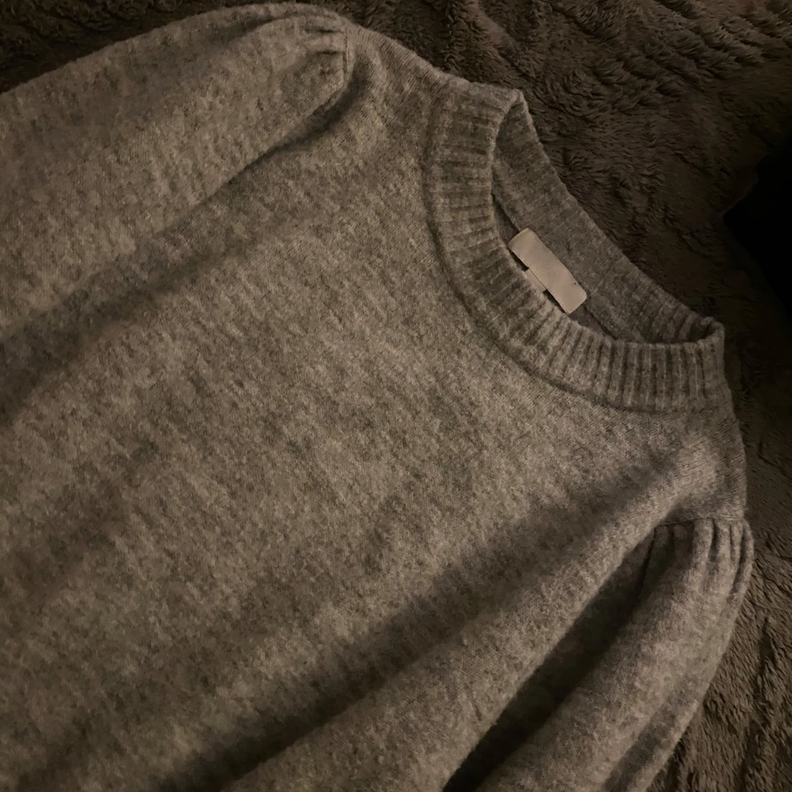 Grå stickad tröja från H&M - 1