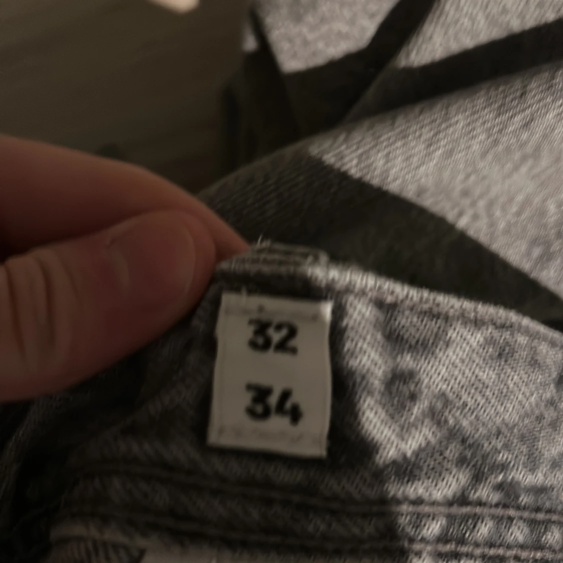 Grå jeans från Jack & Jones - 4