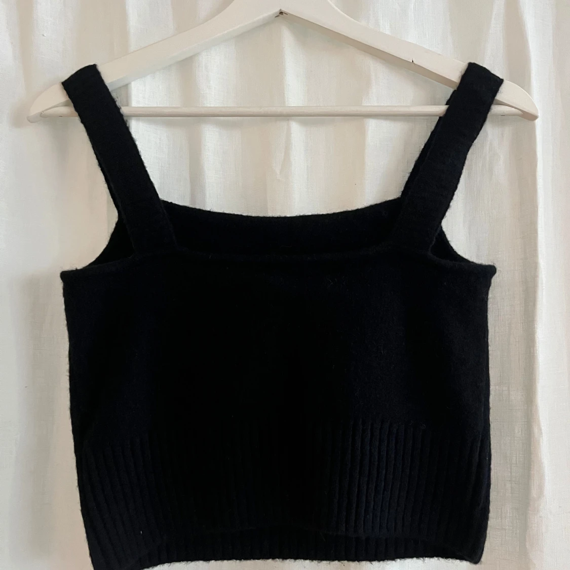 Svart stickat linne - 1