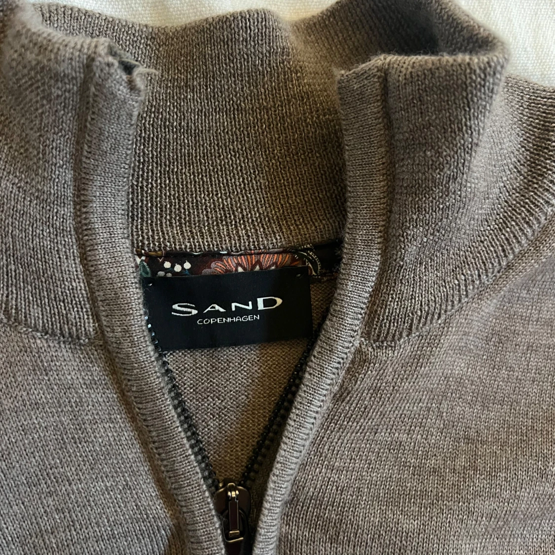 Brun merinoullströja från Sand - 2