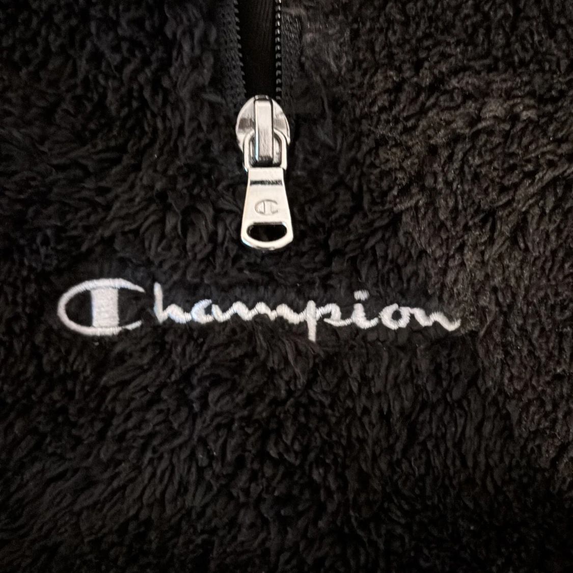 Svart fleece half zip från Champion - 1