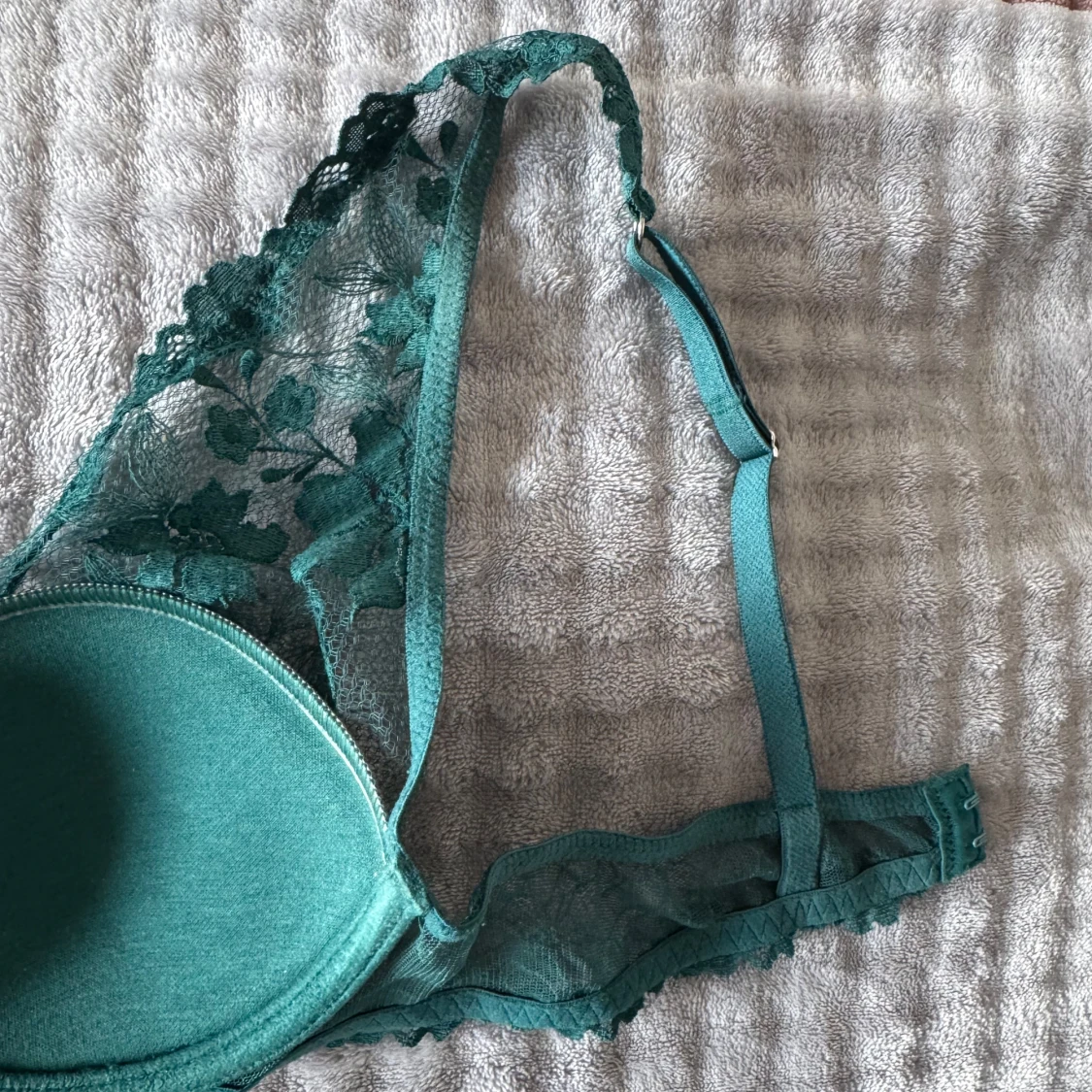 Grön spets bh - intimissimi  - 2