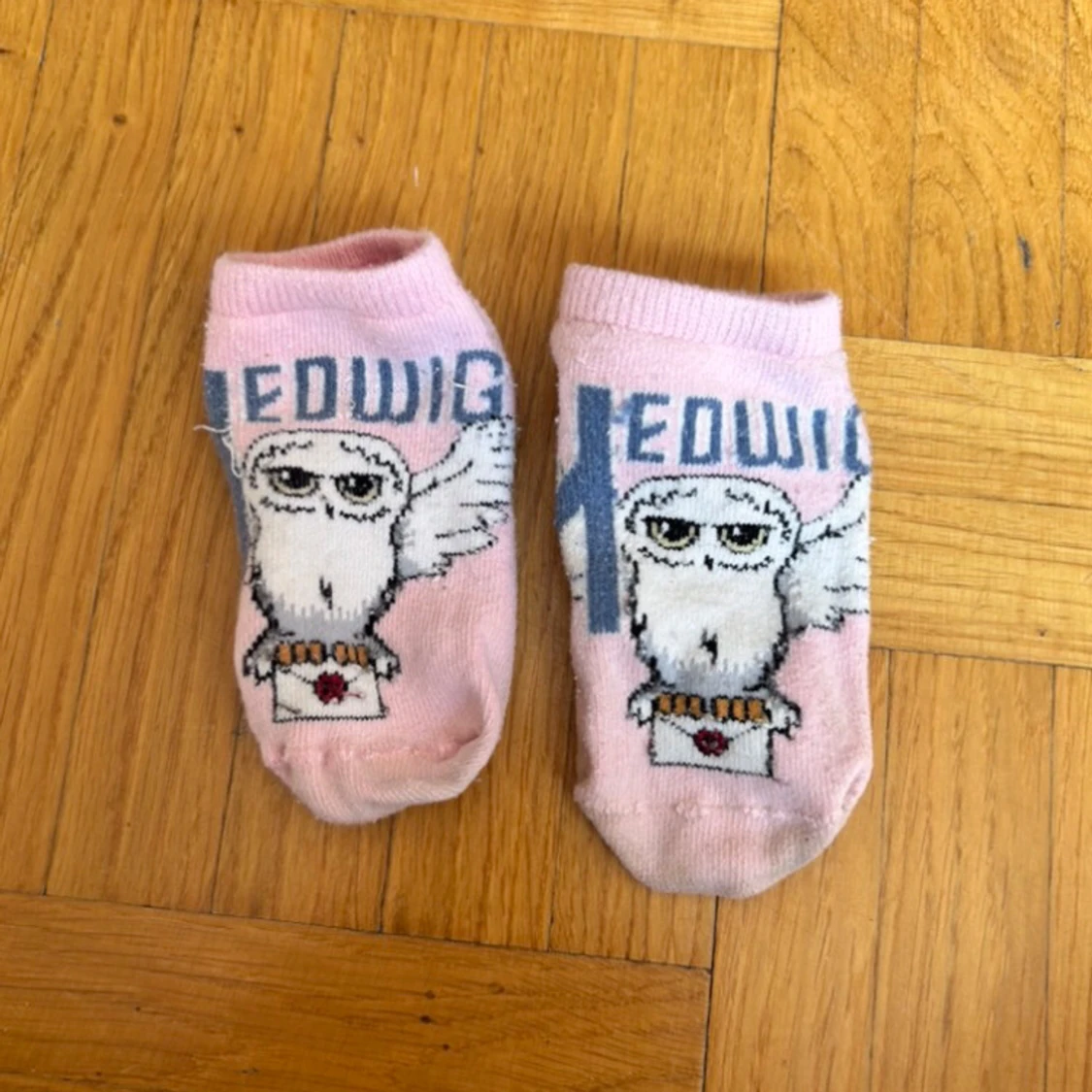 Rosa Harry Potter Hedwig strumpor