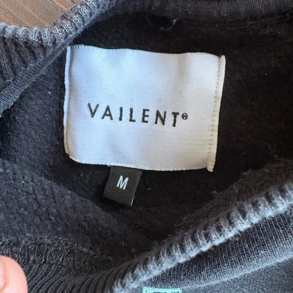 Svart sweatshirt Relax från Vailent - 1