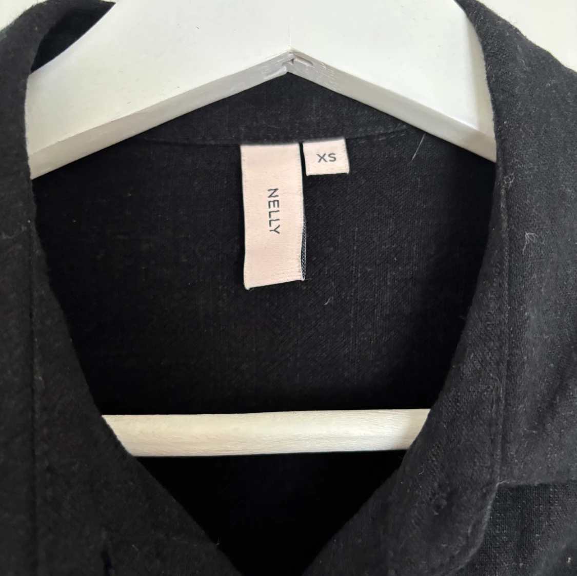 Svart linneskjorta från Nelly XS - 3