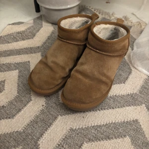 Bruna uggs - Bruna uggs perfekta till i höst🥰