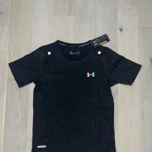  Under Armour tech 2.0 black  - Under Armour