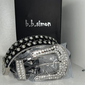 BB Simon Modded Belt - Modifierad BB bälte utan bb simon brickan tyvärr.                                                                                                               ℹ️Reducerat Pris (org. 599kr)
