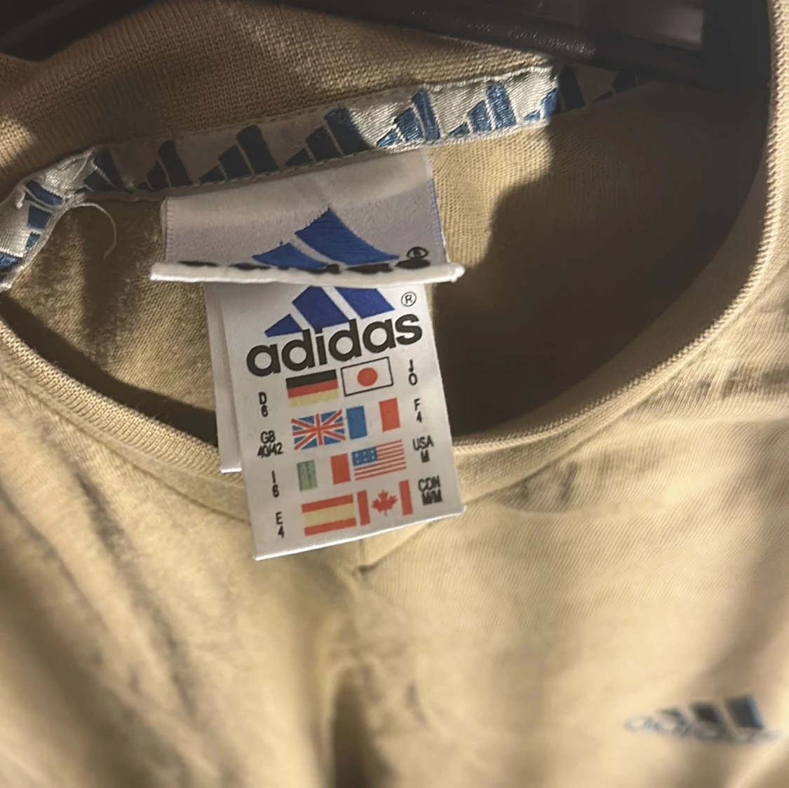 T-shirt från Adidas - 2