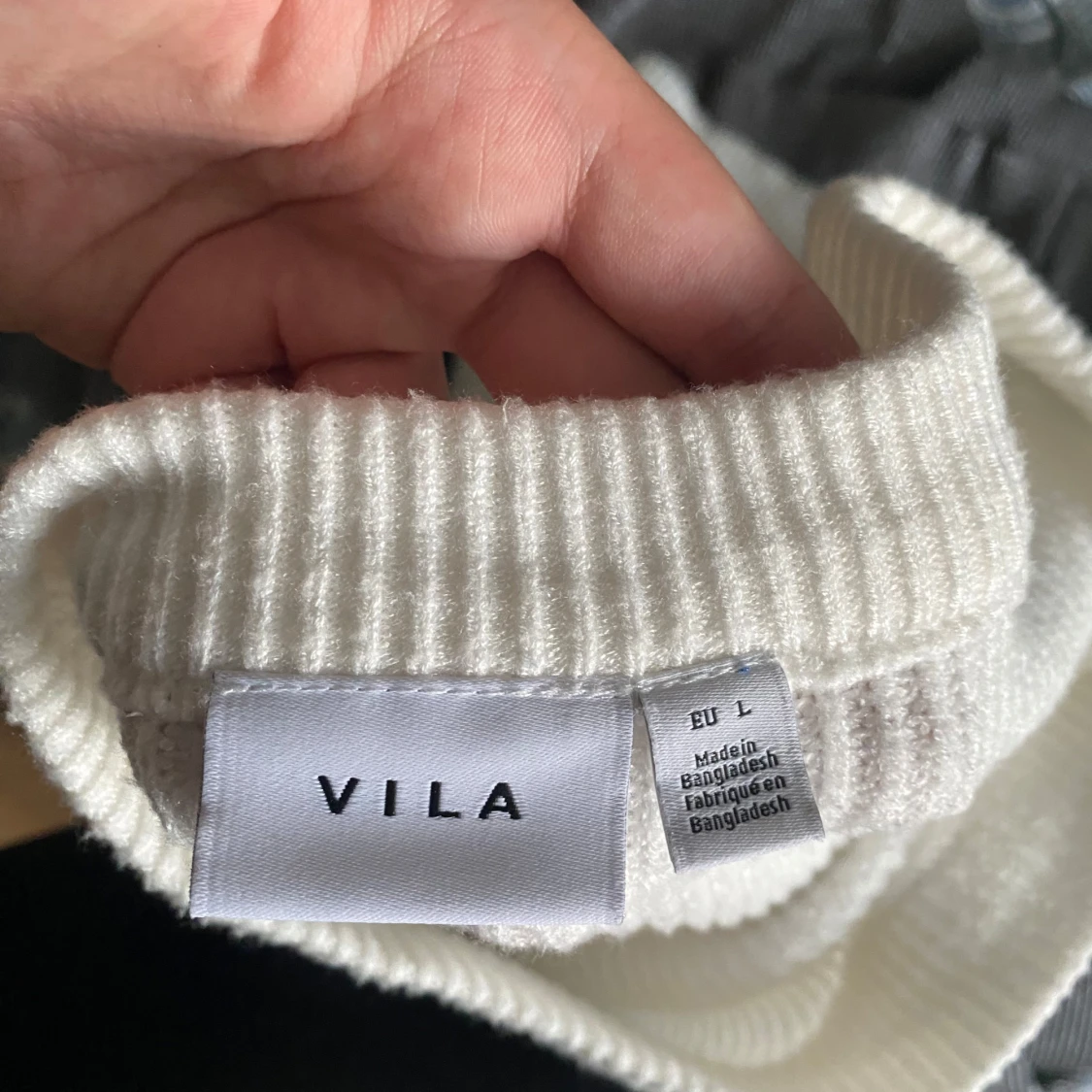 Vit stickad topp - 1