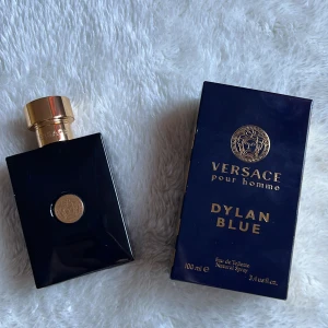 Versace Dylan Blue Pour Homme 100ml - Helt ny underbar sommar parfym